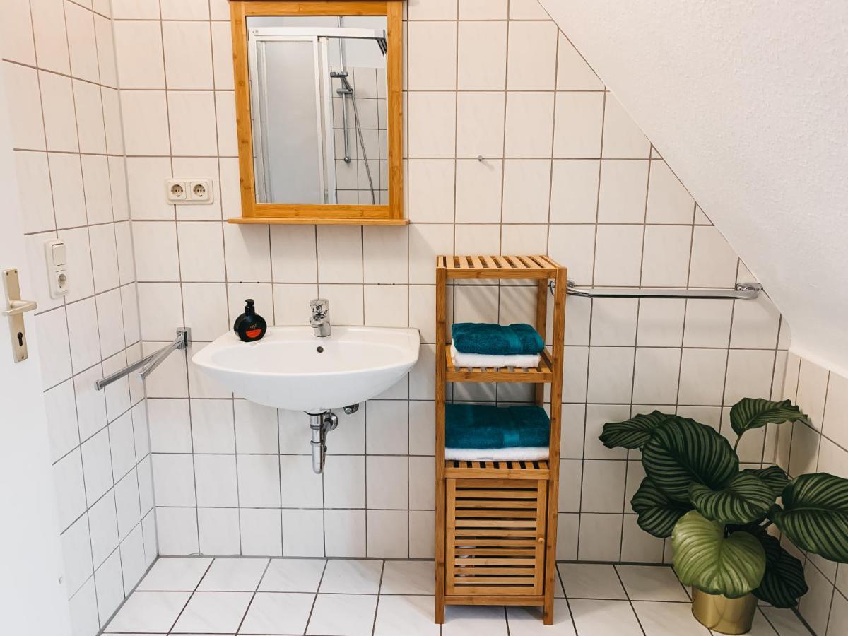 Suiteable Living Katlenburg, Studio Apartment Mit Netflix, Am Rande Des Harz Esterno foto
